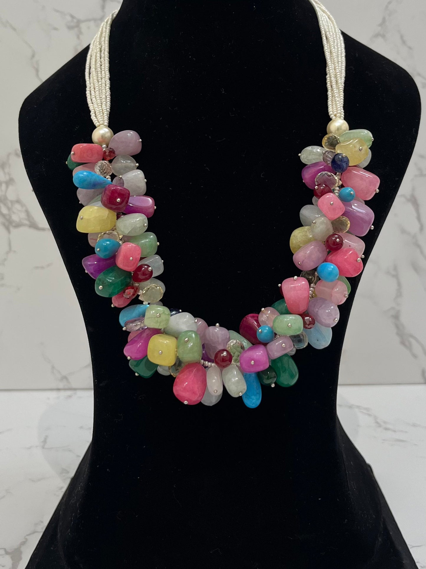 MULTICOLOUR STONE NECKLACE