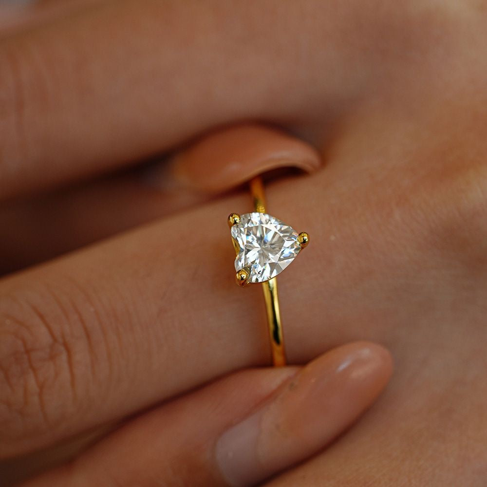 HEART SOLITAIRE RING