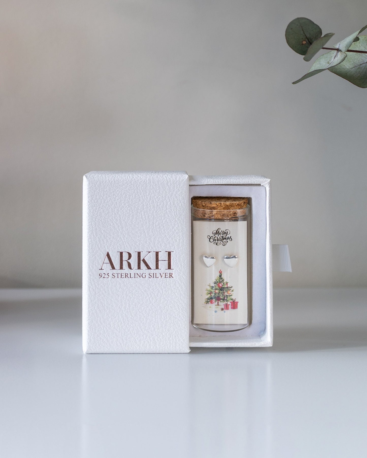 CHRISTMAS HEART STUDS