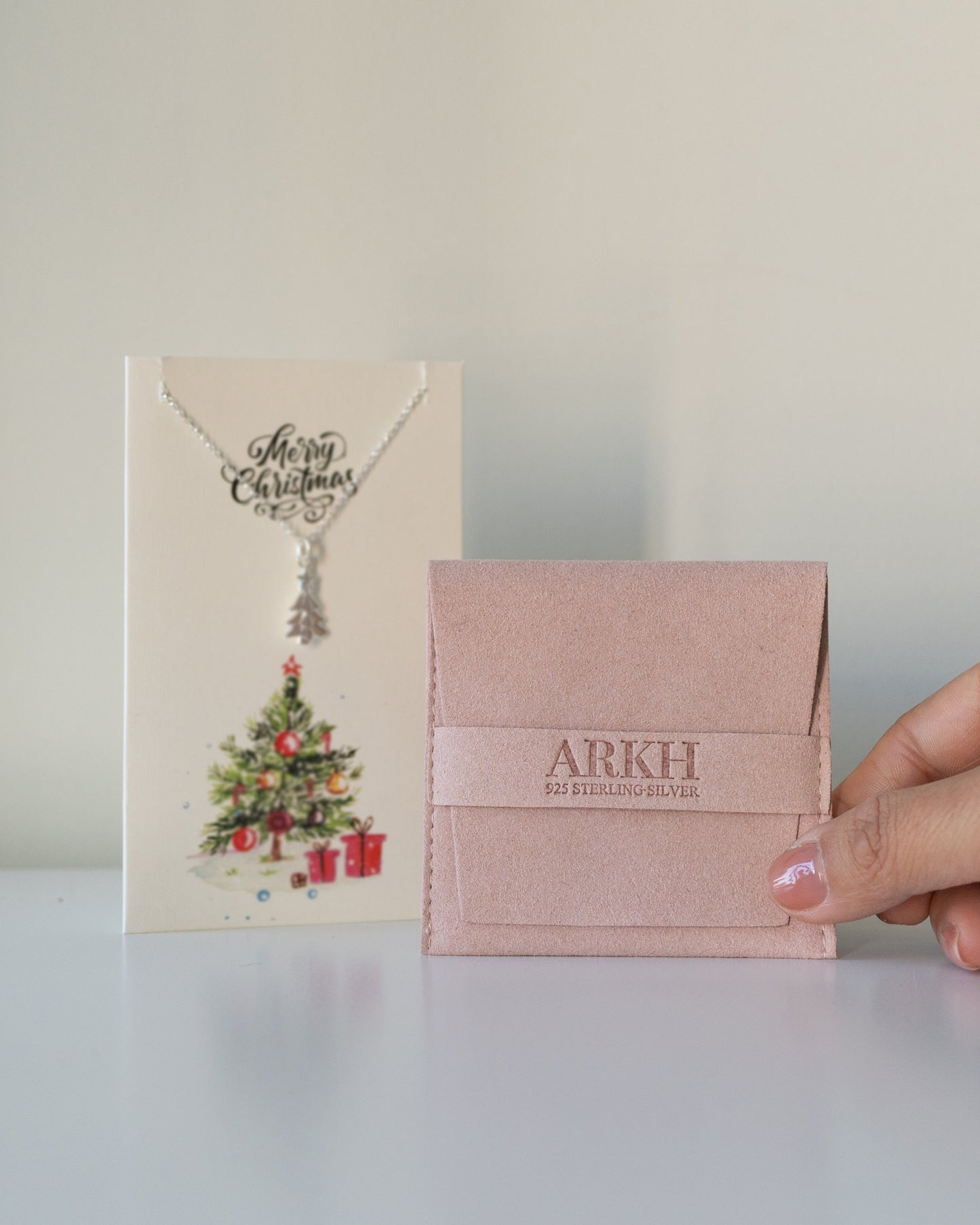 CHRISTMAS HEART NECKLACE